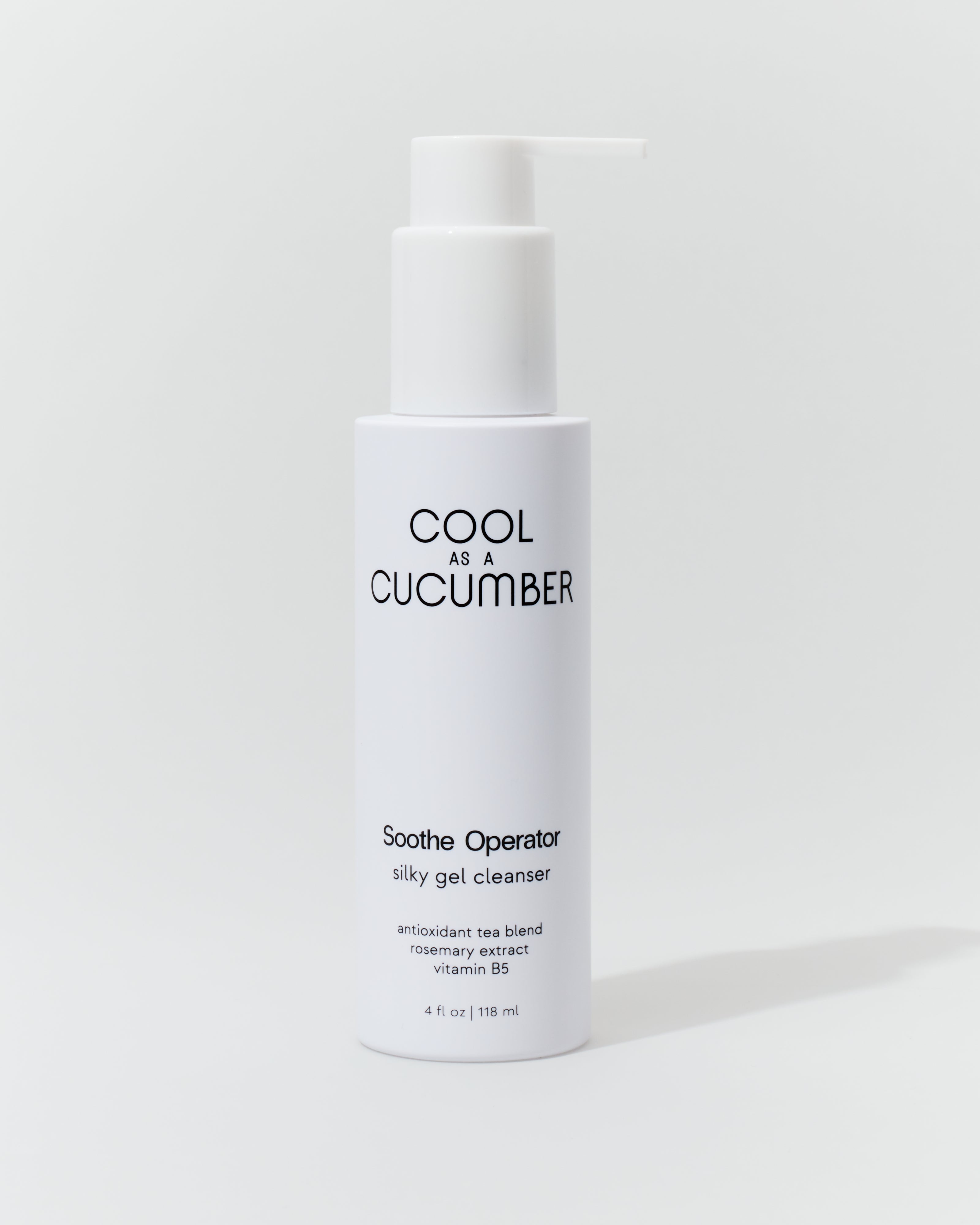 もこ　YOBEK SMOOTH BODY CLEANSER SOOTHE OPERATOR: SILKY GEL CLEANSER FOR HORMONAL ACNE -COOL